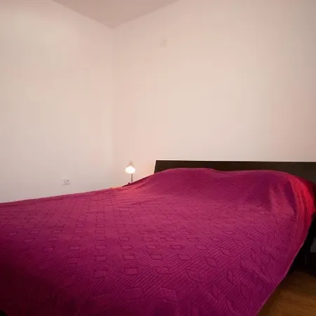 Briest Apartment